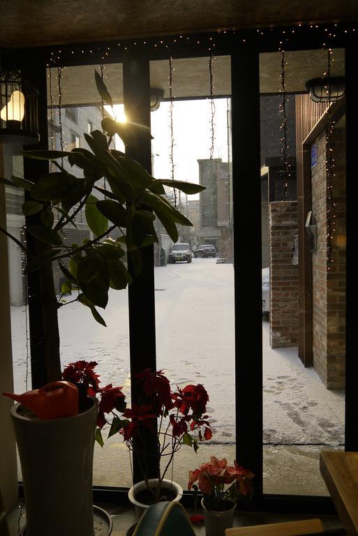 Lee & No Guesthouse Hongdae سيول المظهر الخارجي الصورة