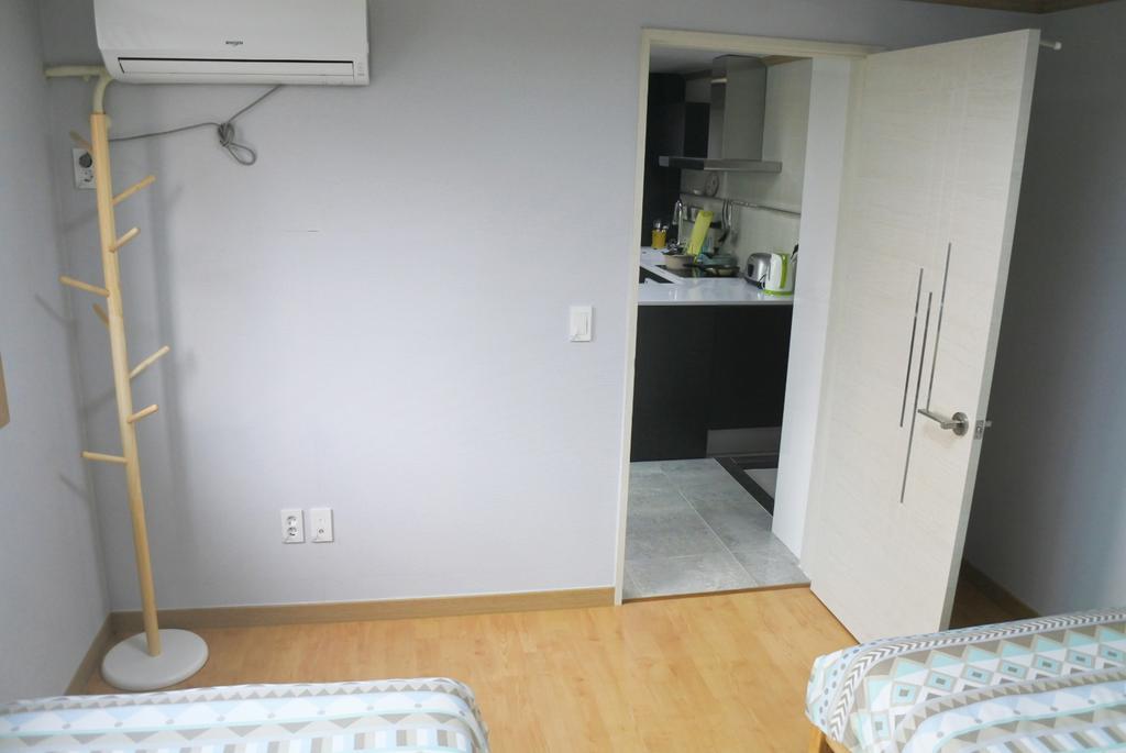 Lee & No Guesthouse Hongdae سيول المظهر الخارجي الصورة