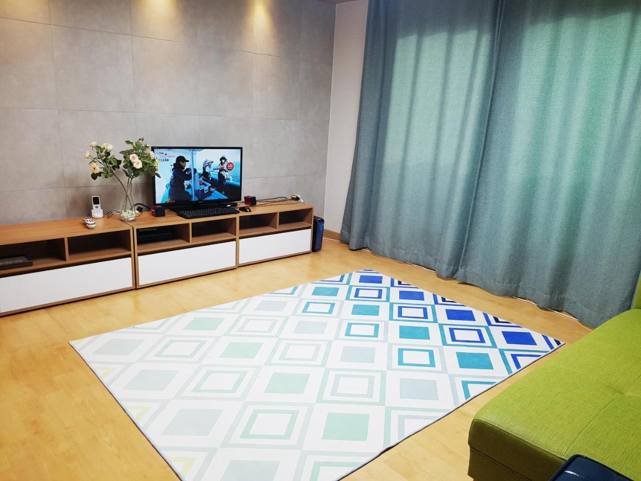 Lee & No Guesthouse Hongdae سيول المظهر الخارجي الصورة